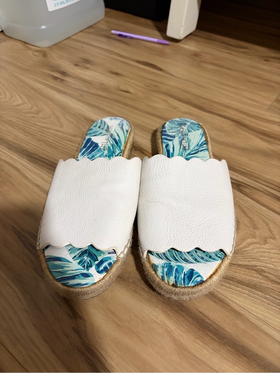 J Mclaughlin Shoes - White Scallop Leather Espadrille Slides - Women